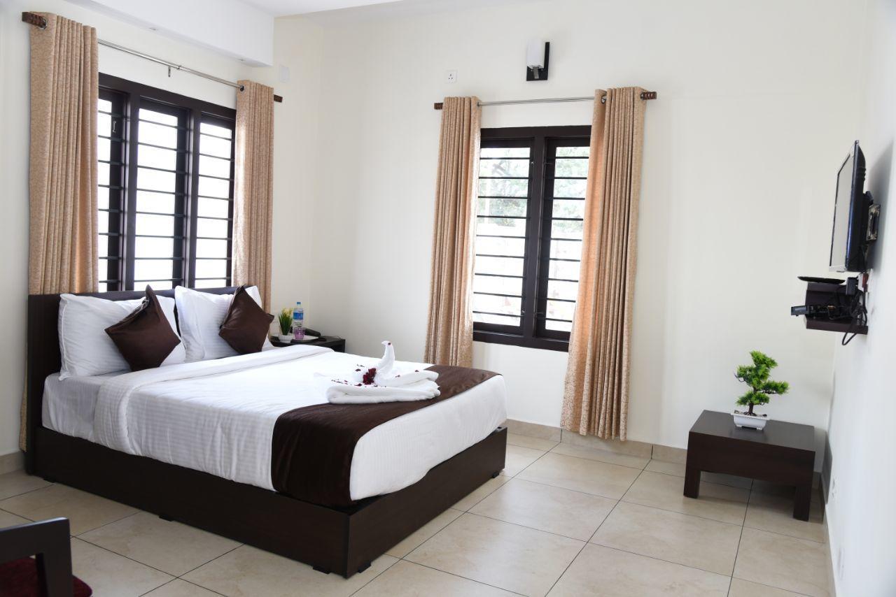 Albisville Hilltop Mansion Ooty Extérieur photo